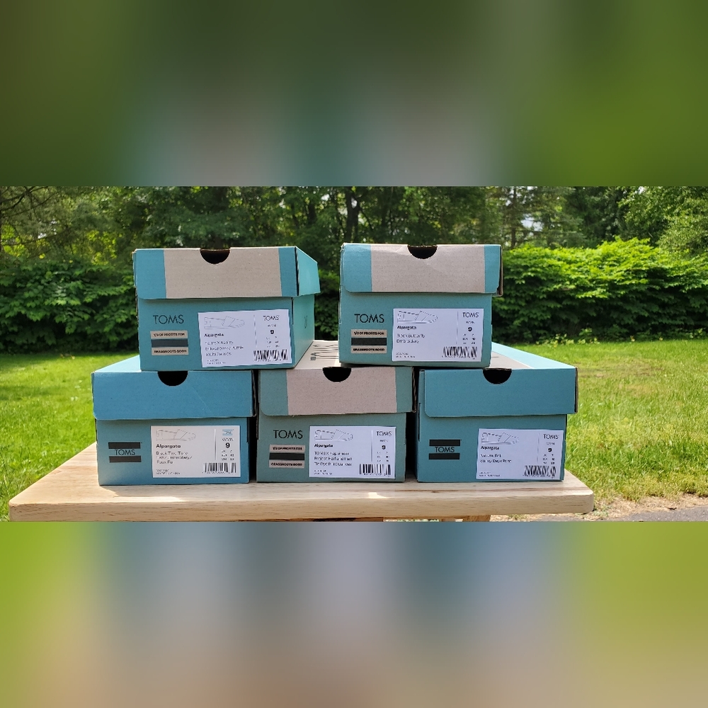 Toms shoes womens size 9 lot of 5 pairs all new with box